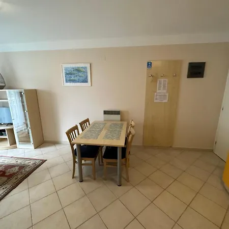 Apartment Family & Outside Pool & Sea View *