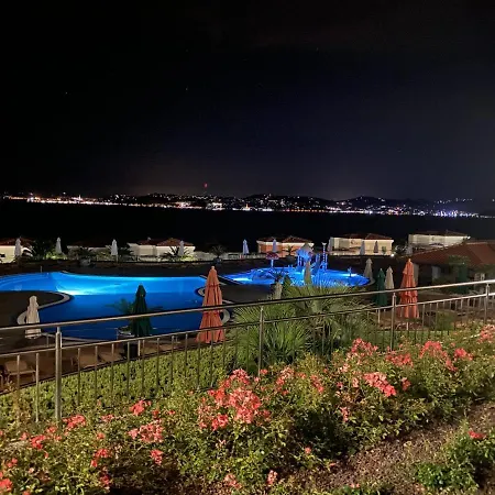 Apartment Family & Outside Pool & Sea View *
