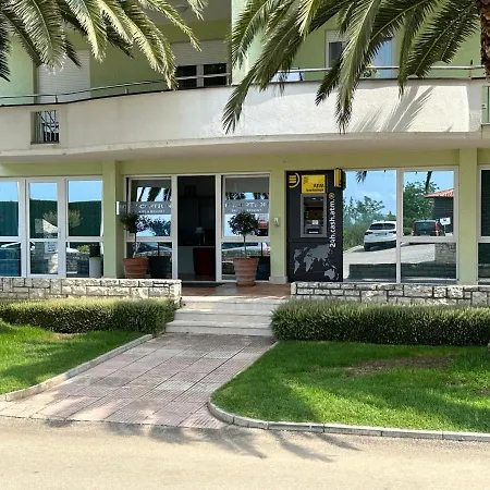 Apartment Family & Outside Pool & Sea View Savudrija